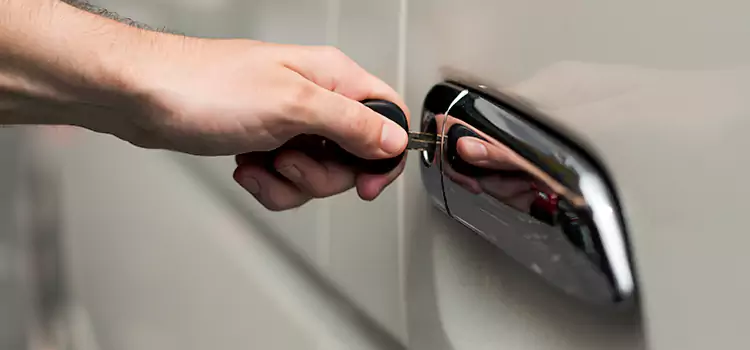 Why Choose Our Auto Locksmith Team in Council Bluffs, IA?